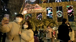 Streets of Seoul light up as South Koreans celebrate Christmas