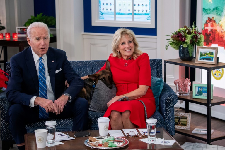 In Christmas greeting, Biden commends Americans’ Covid resilience