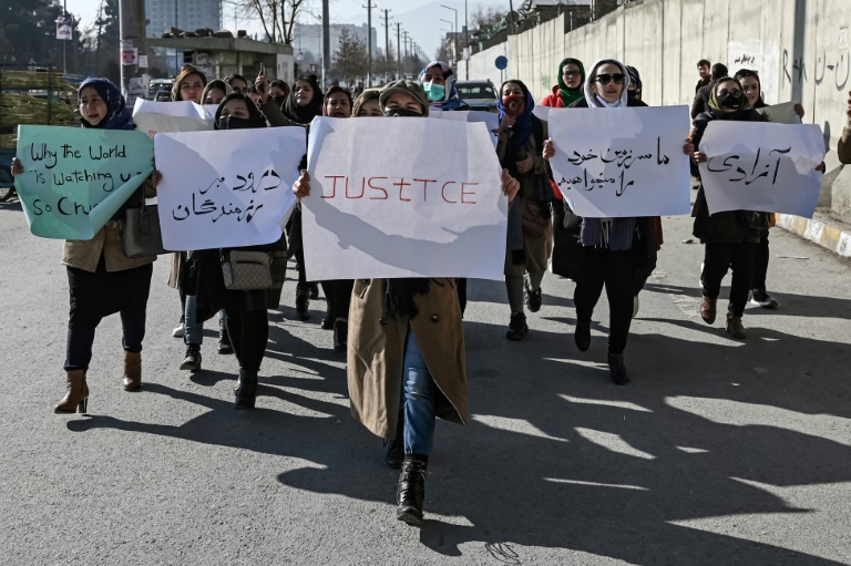 Afghan women protest against Taliban killings of ex-soldiers