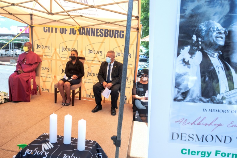 Soweto residents pay homage to neighbour Desmond Tutu