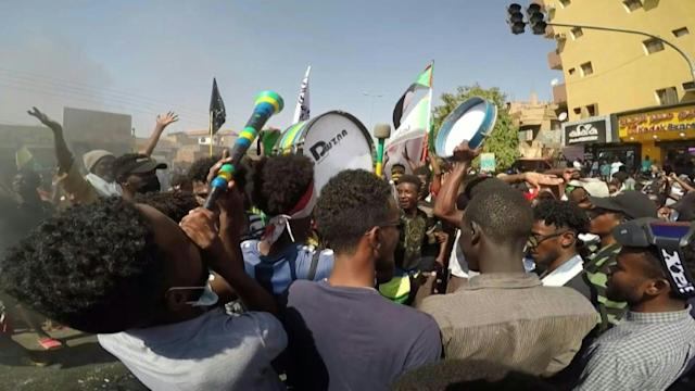 Sudanese protest coup as they keep up pressure on military