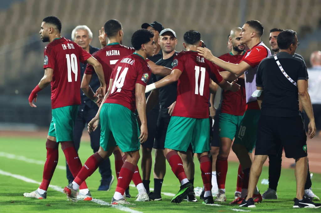 Morocco beat Comoros to reach Cup of Nations last 16