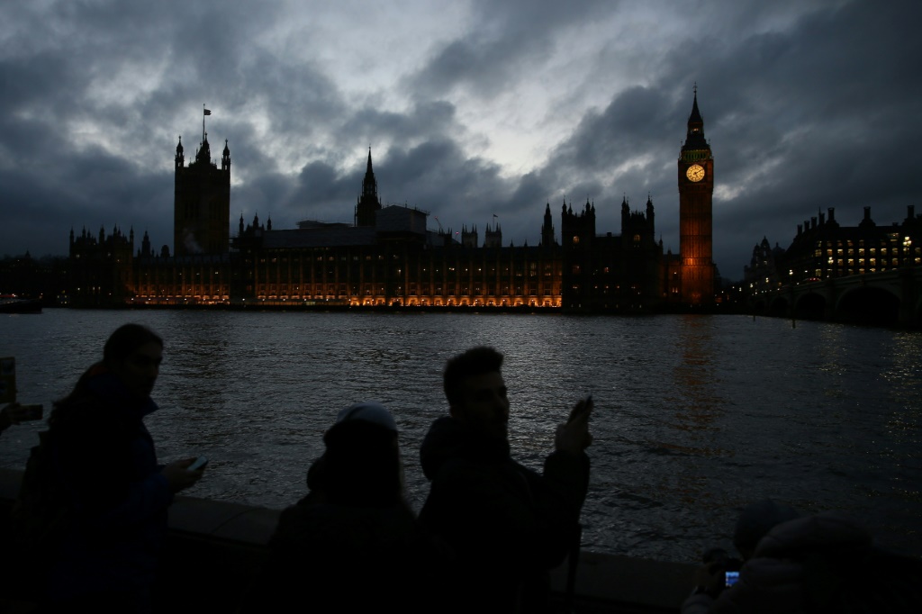 UK authorities suspect Chinese spy active in parliament