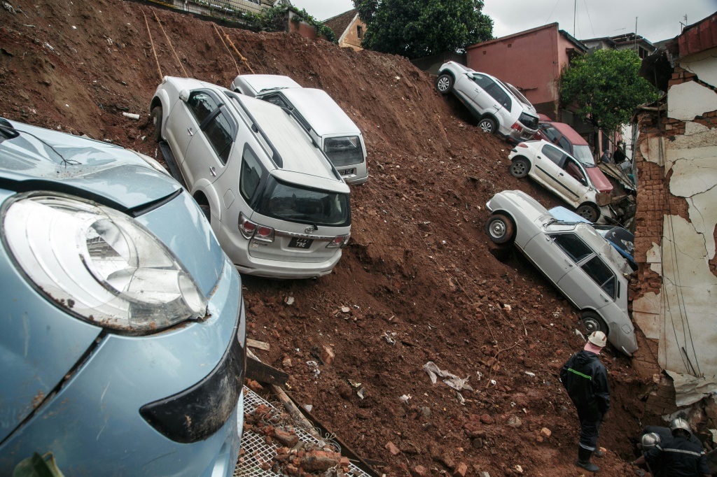 Nearly 80 dead from Tropical Storm Ana in southern Africa