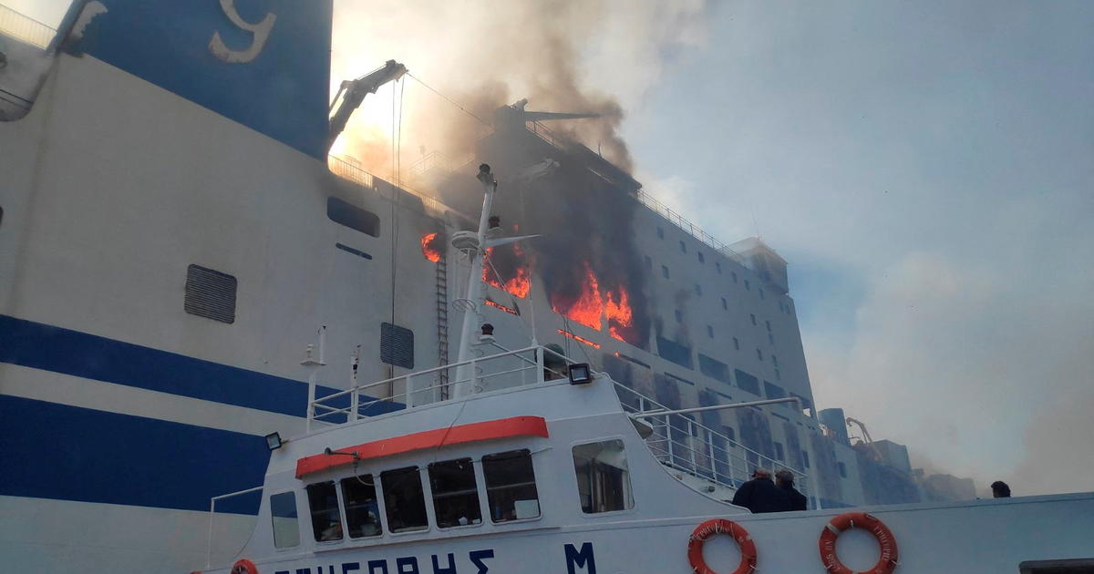 Ferry on fire: Italian police rescue passengers in Ionian Sea