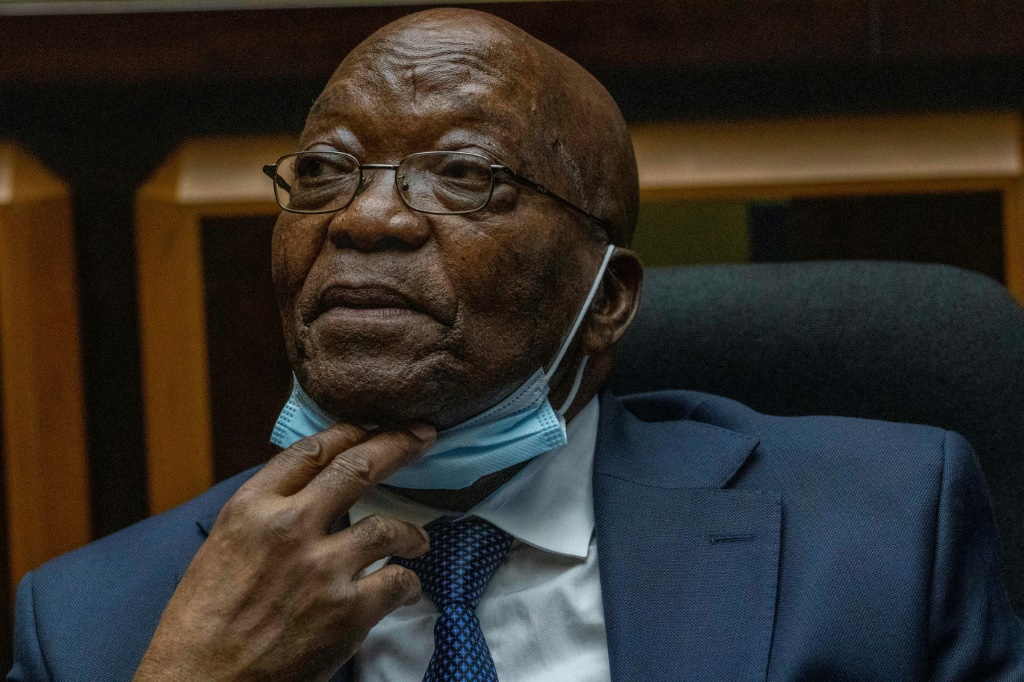 S.Africa’s Zuma in fresh bid to drop graft trial prosecutor