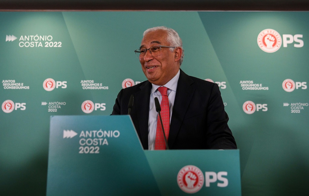 Portugal PM prepares to govern after surprise win