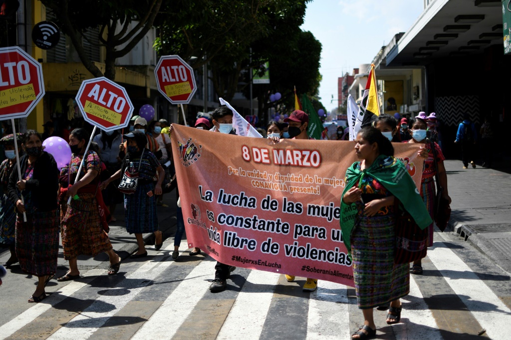 Guatemala Congress ramps up prison sentence for abortion, bans gay marriage