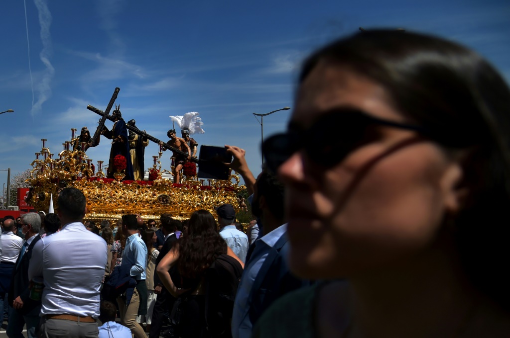 As pandemic fades, Spain Easter traditions resurrected