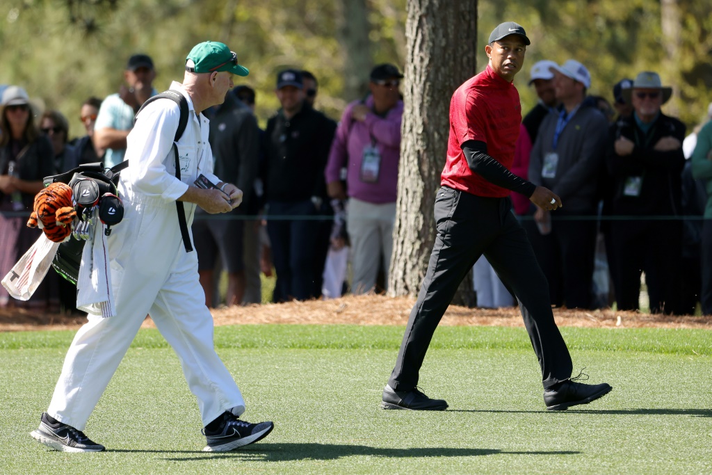 Tiger finishes Masters comeback as Scheffler hunts major title