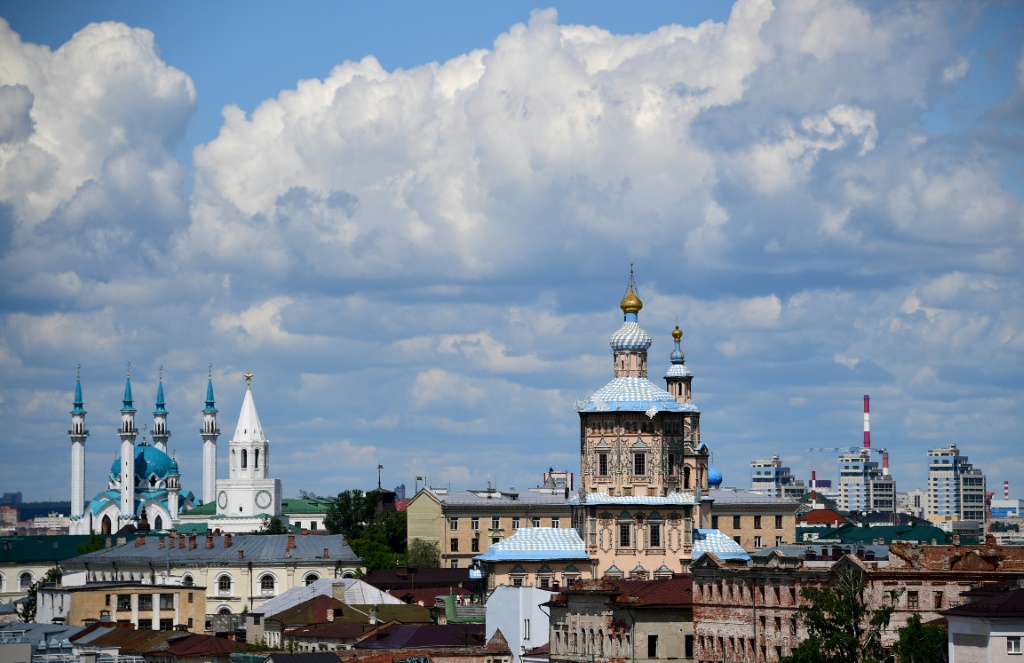 Diplomatic battle rages at UNESCO over Russia meeting