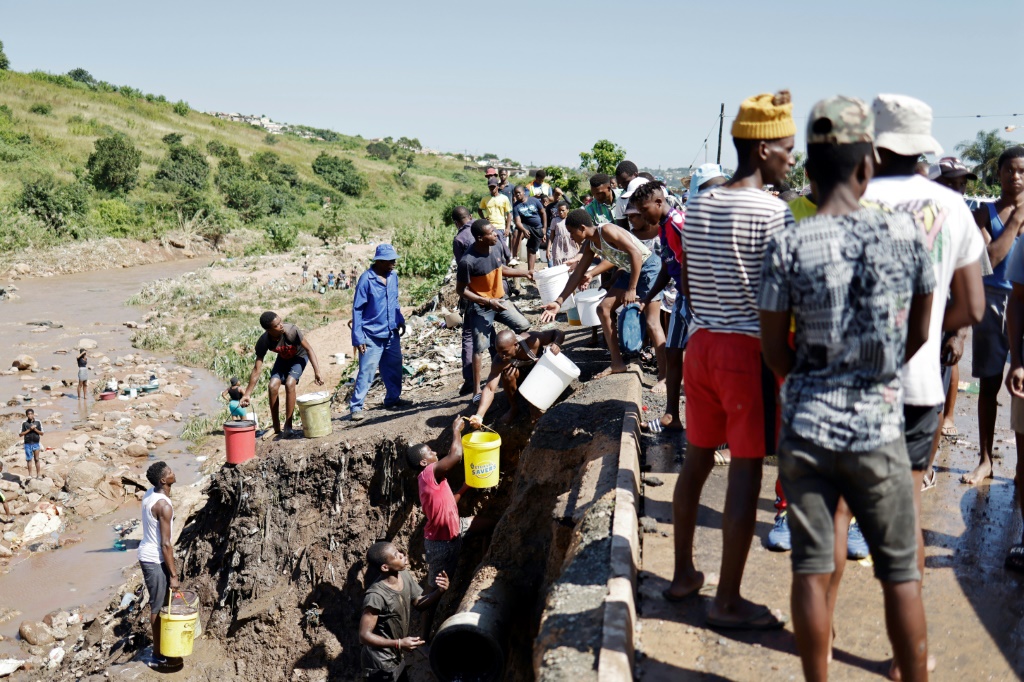 Without official aid, Durban flood victims dig themselves out