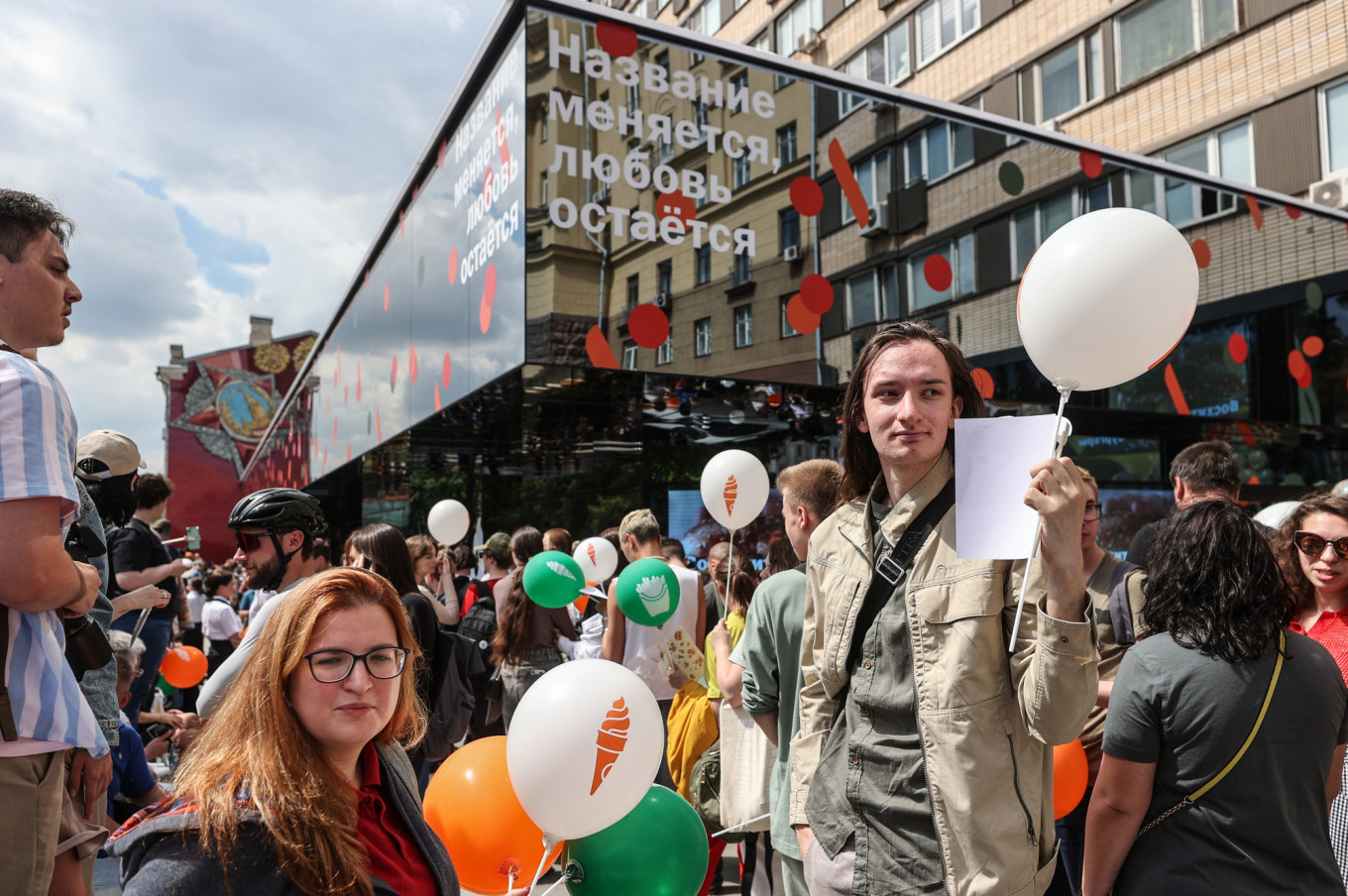 End of an era as Russia’s McDonald’s reopens under new name