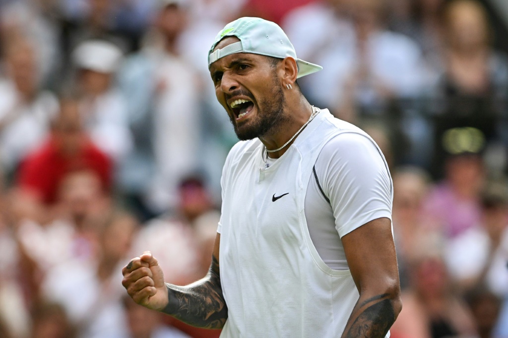 Kyrgios shrugs off injury to reach Wimbledon quarters