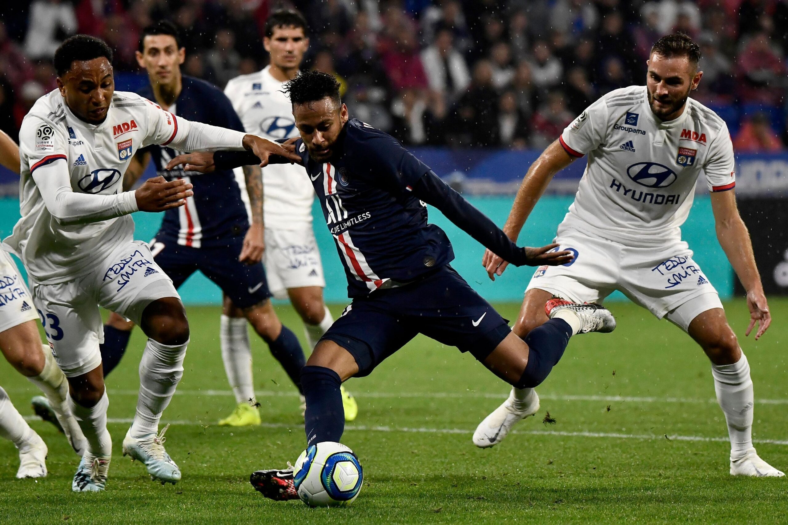 Lyon vs. PSG | Ligue 1 Uber Eats Extended Highlights