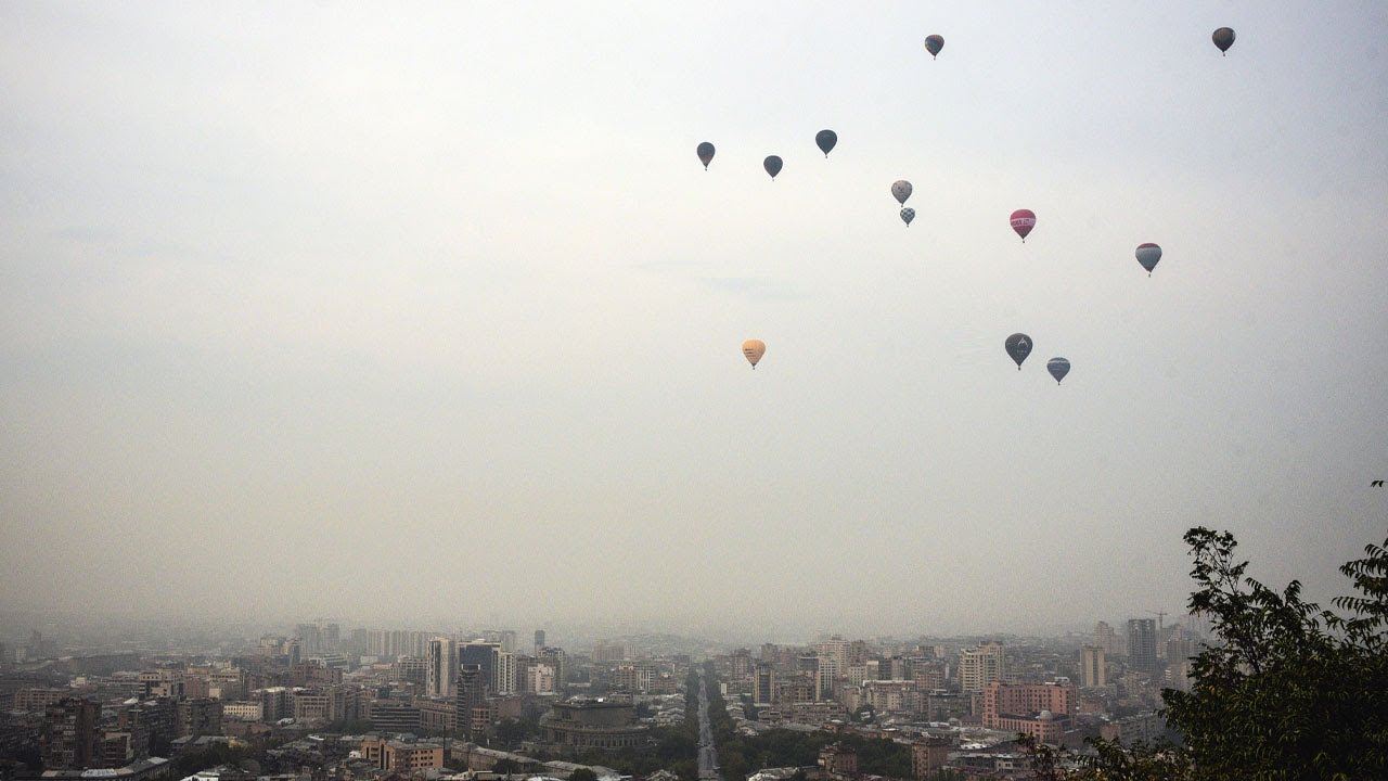 Armenia: Hot air balloon ride to discover Yerevan from above the clouds