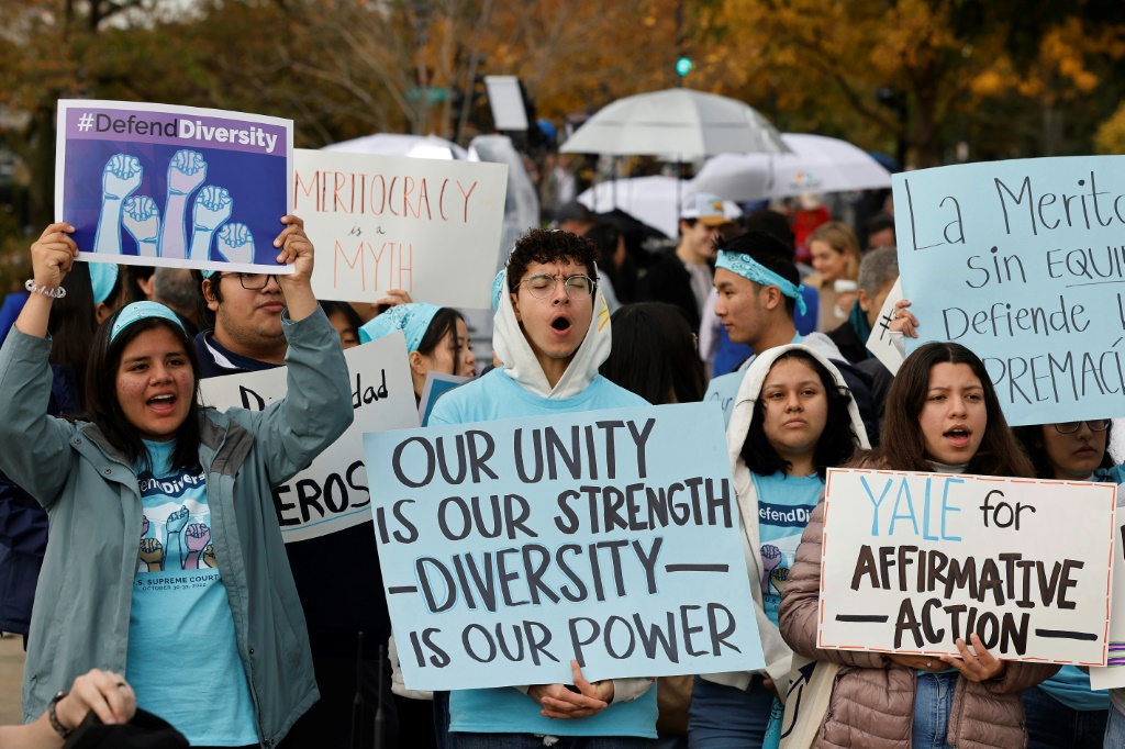 US Supreme Court’s right wing skeptical of using race in college admissions