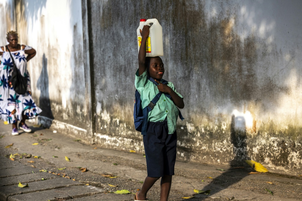 Water turmoil in Cameroon’s boom city casts shadow over precious resource