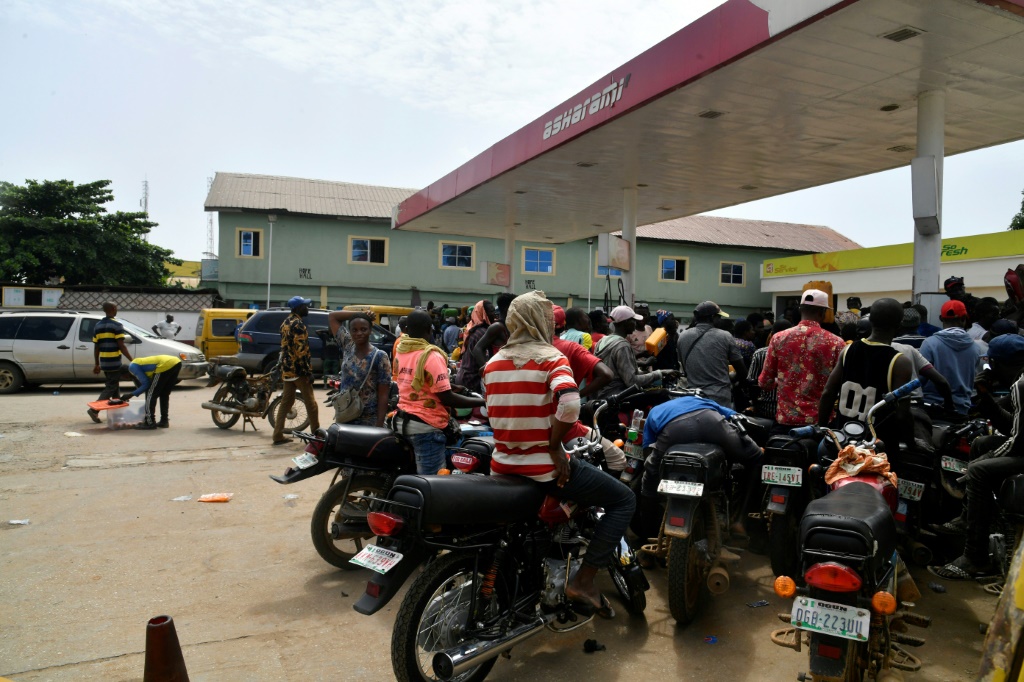 Petrol prices surge in Nigeria after subsidy move