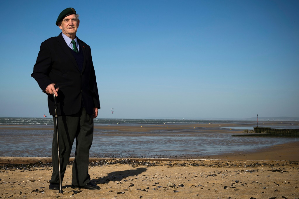 Last remaining French D-day veteran dies at 100