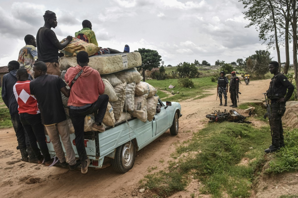 Nigeria army reinforces security in troubled central state