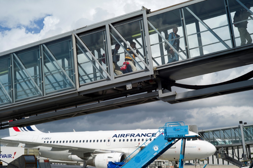 Paris airports under intense pressure for Olympics