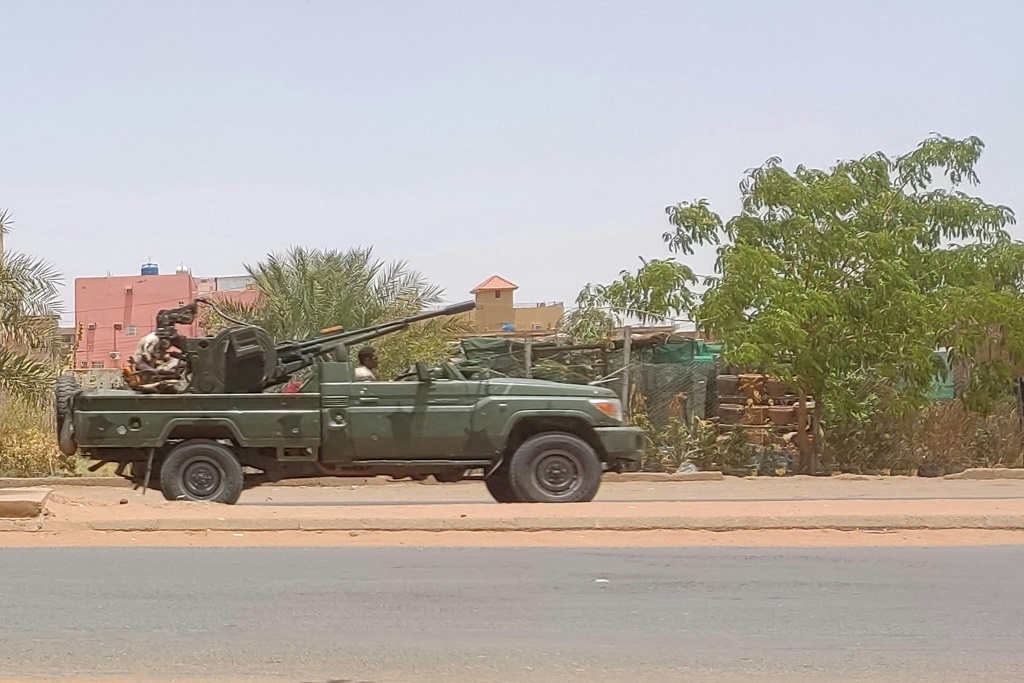 16 killed as homes hit in Khartoum air, artillery strikes