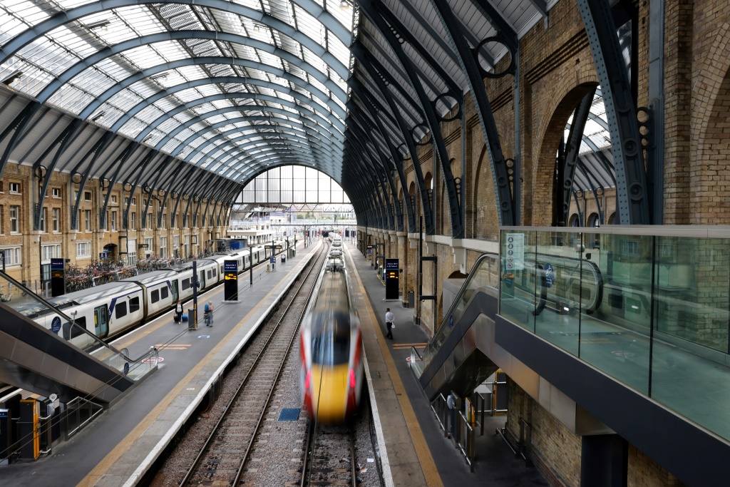 UK railways hit by latest staff walkout