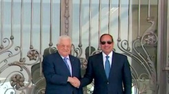 Egypt’s al-Sisi hosts Palestinian President Abbas in El Alamein