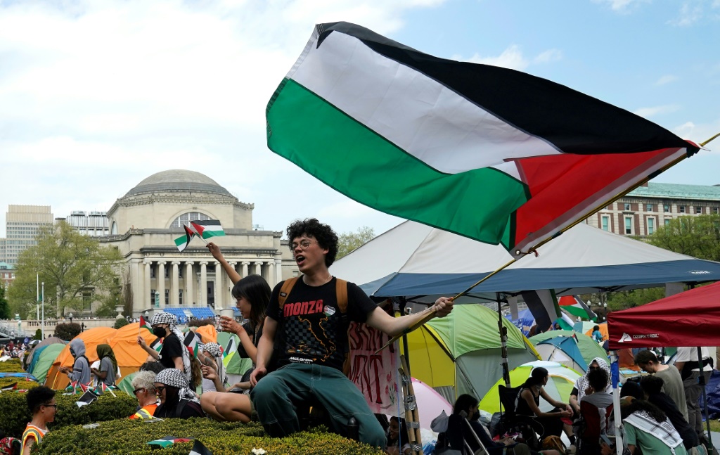 Columbia suspends students after call to end Gaza camp unheeded