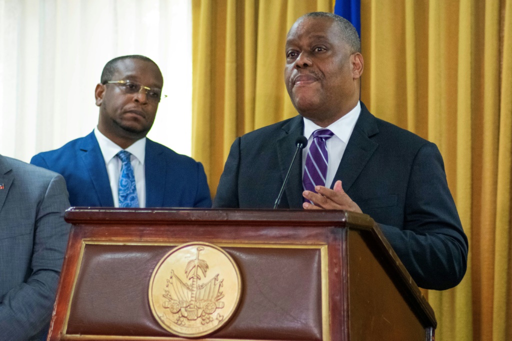 New Haitian prime minister sworn in