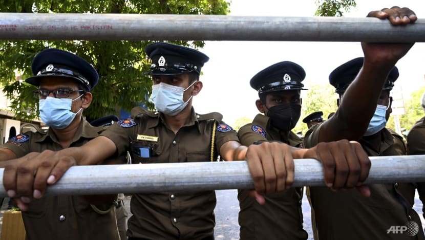Sri Lanka protesters defy curfew after social media shutdown